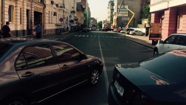 В Харькове из-за сообщения о минировании закрыта Рымарская, станция метро, БТИ и ХНАТОБ