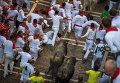 Фестиваль Сан-Фермин в Испании, забег с быками.