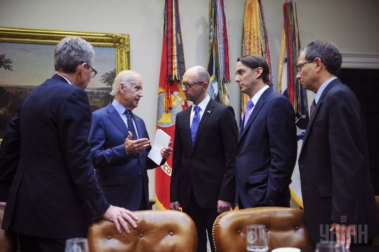 Встреча премьер-министра Украины Арсения Яценюка с вице-президентом США Джозефом Байденом в Вашингтоне