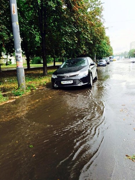Потоп на Борщаговке в Киеве