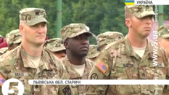 Масштабные военные учения с участием США на Яворовском полигоне. Видео