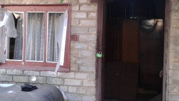 Последствия обстрела в Донецкой области. Архивное фото