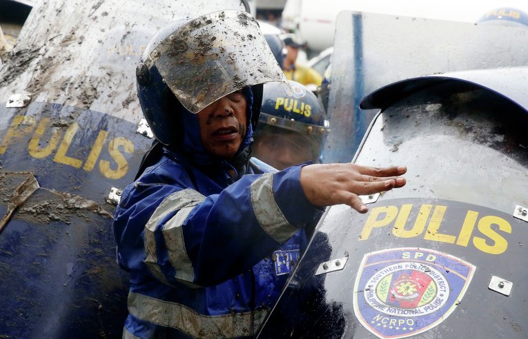 Столкновения с полицией на Филиппинах