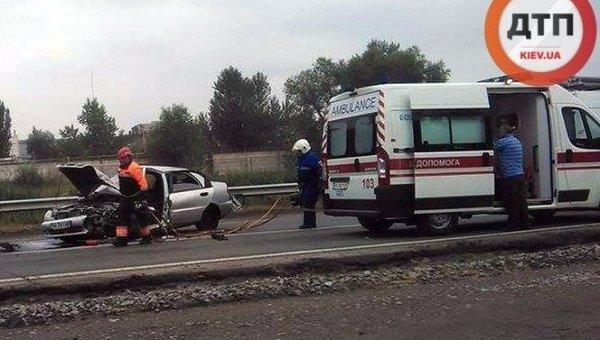 Авария на трассе Киев-Знамянка, в которой погибли два человека, 10 ранены