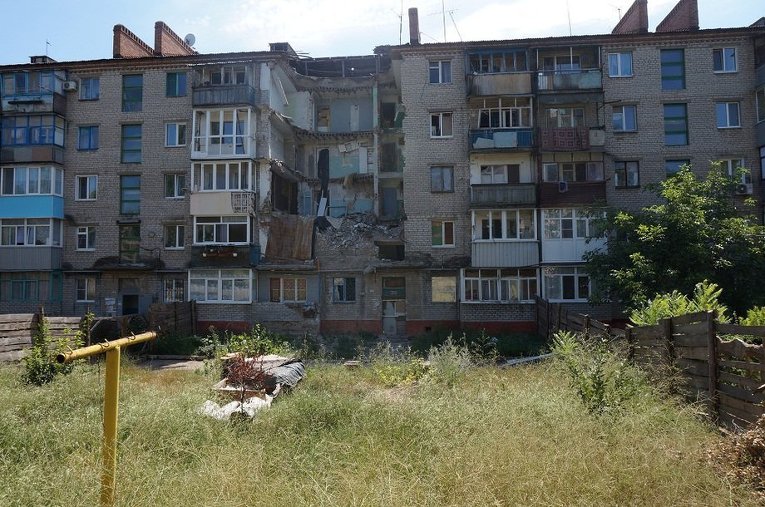Поврежденный дом, Славянск, улица Бульварная