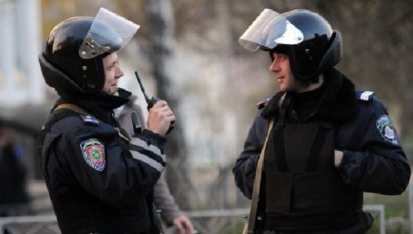 Сотрудники милиции Украины