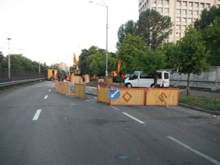 Авария на коллекторе в Киеве