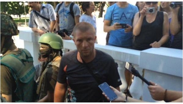 Задержанный возле штурма офиса Оппозиционного блока в Харькове.