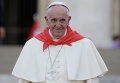 Папа Франциск покидает площадь Святого Петра в Ватикане. Архивное фото