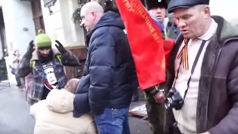 Стрельба во время акции сторонников ДНР. Видео