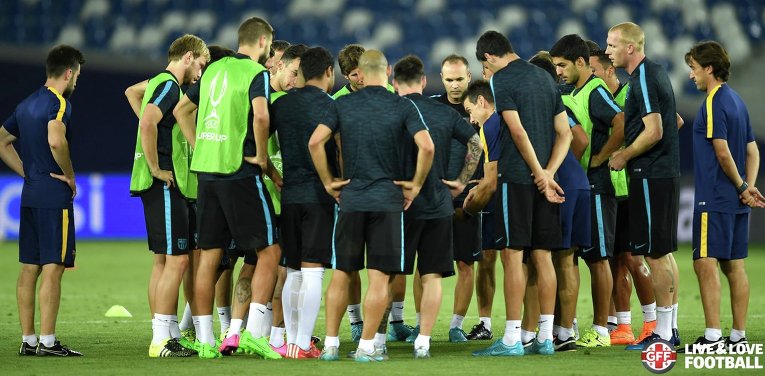 Игроки Барселоны тренируются в Тбилиси, где 11 августа пройдет матч за Суперкубок УЕФА