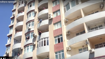 В Баку спасена девушка, пытавшаяся броситься с балкона