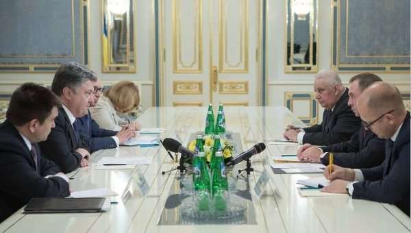 Встреча Петра Порошенко и главы МИД Белоруссии Владимира Макея в Киеве