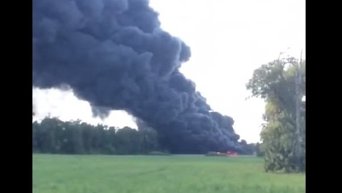 Пожар на складе химического завода в штате Техас. Видео
