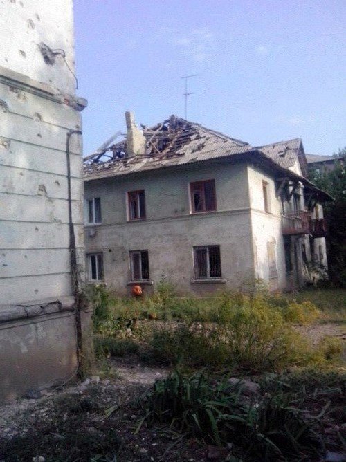 Разрушения в Красногоровке после обстрелов