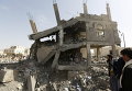 Здание, разрушенное авиаударом на северо-западе города Амран, Йемен
