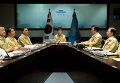 Президент Южной Кореи Парк Гын Хе на заседании Совета национальной безопасности. Архивное фото