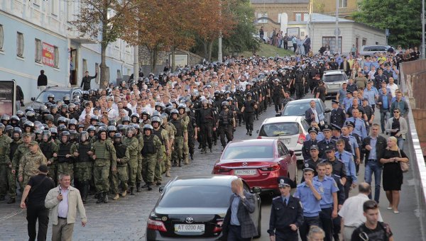 Отряды милиции в центре Киева