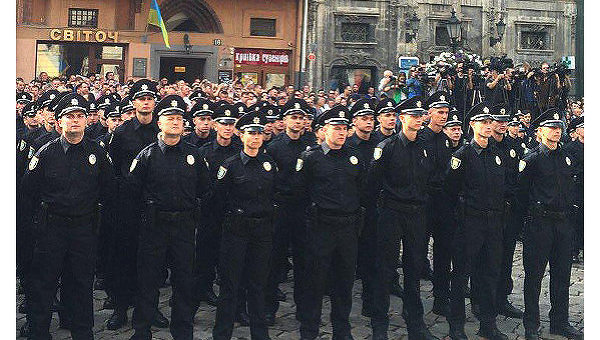 Патрульная полиция Львова. Архивное фото