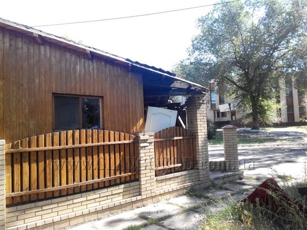 Взрыв в кафе в Славянске