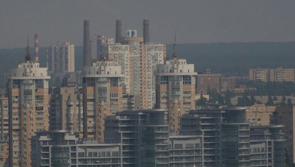 Вид на жилые дома в Киеве