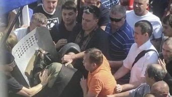 Олег Тягнибок на месте столкновений под Верховной Радой 31 августа 2015 г.