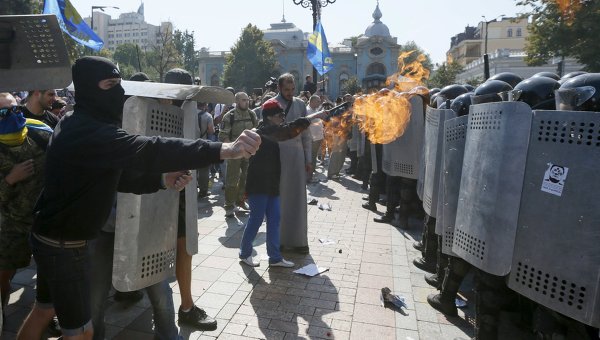 Столкновения под Верховной Радой Украины 31 августа 2015 г.