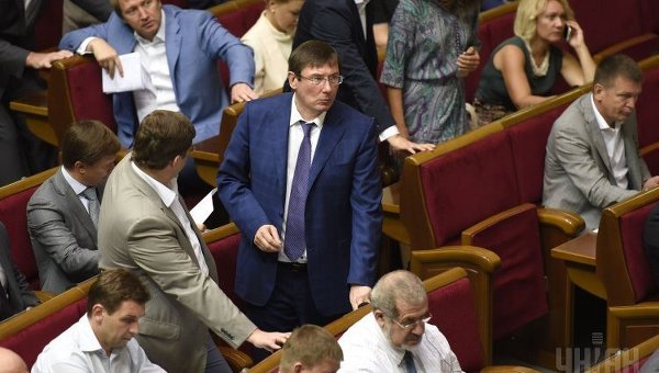 Юрий Луценко во время заседания Верховной Рады. Архивное фото