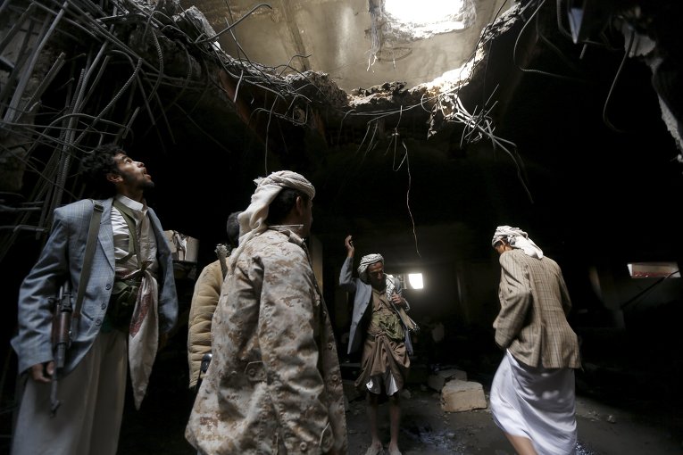 Последствия авиаударов Саудовской Аравии по Йемену.