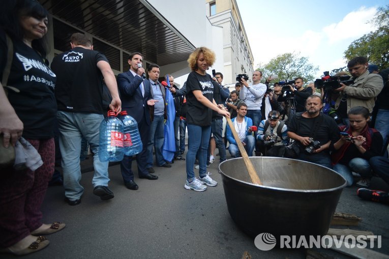 Протест Автомайдана под МВД