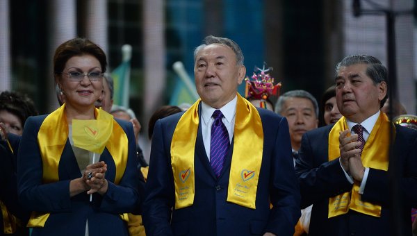 Нурсултан Назарбаев и его дочь, вице-премьер Казахстана Дарига Назарбаева