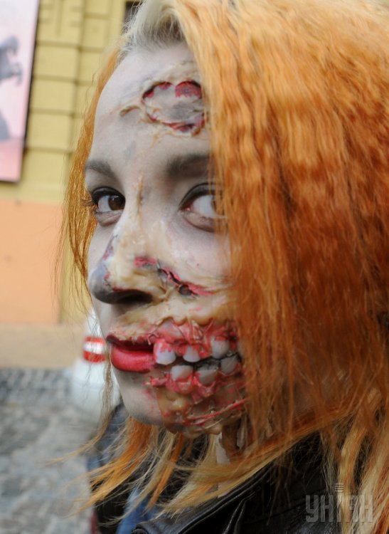 Участники Парада зомби в Киеве