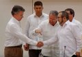 Историческое рукопожатие президента Колумбии и лидера ФАРК. Видео