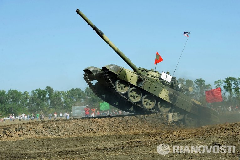 Открытие соревнований танковых подразделений ополчения ДНР