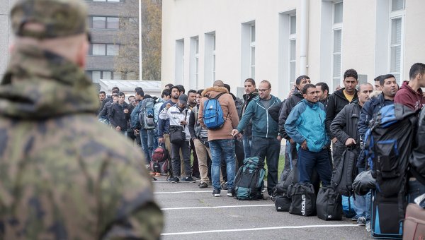 Нелегальные мигранты в городе Торино, Финляндия.