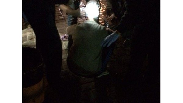 Оказание помощи женщине, пострадавшей при взрыве на Южном ж/д вокзале в Киеве
