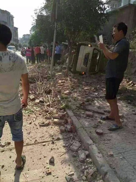 На месте взрыва в Китае