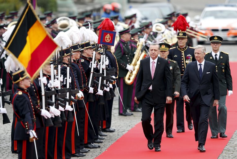 Официальный визит президента Турции Эрдогана в Бельгию, на фото - с королем страны Филиппом.