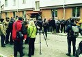 Журналисты ожидают приезда Светланы Алексиевич