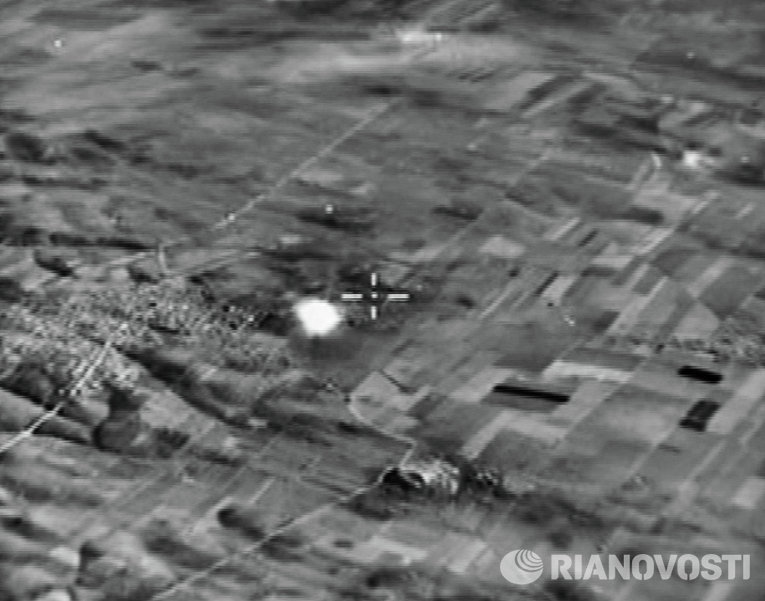 Авиаудары российских ВКС по позициям ИГ в Сирии