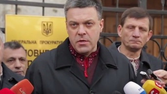 Тягнибок: власть готовит почву для возвращения Януковича в Украину. Видео