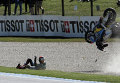 Гонщик ТИто Рабат не удержался во время соревнований в Австралии - Australian Motorcycle Grand Prix