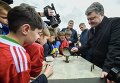 Петр Порошенко дал старт строительству нового футбольного стадиона в Ивано-Франковске