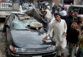 Разрушения в пакистанском Пешаваре после мощного землетрясения в Афганистане.