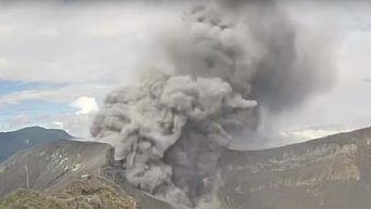В Коста-Рике активизировался вулкан. Видео