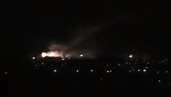 Взрывы на складах боеприпасов в Сватово. Видео