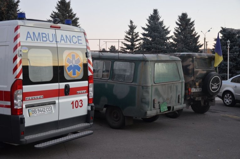 Автомобили оперативных служб в Сватово Луганской области