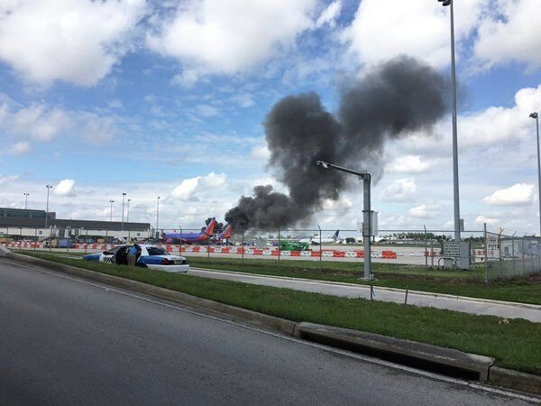При пожаре на борту Boeing во Флориде пострадал 21 человек