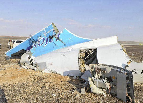 На месте крушения российского самолета в Египте