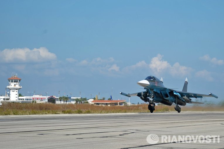 Российская боевая авиация на авиабазе Хмеймим в Сирии